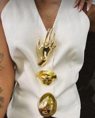 Стильная брошь РУКА (кисть) в стиле ZARA