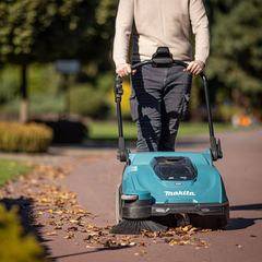 Аккумуляторная подметальная машина Makita VS001G