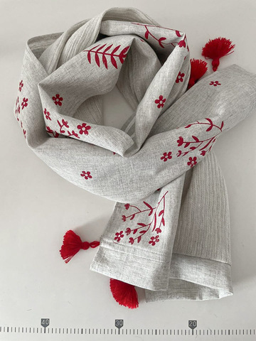 Шарф льняной комби. со штампами и кисточками 