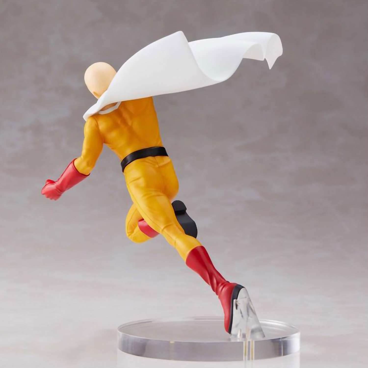 Фигурка One Punch Man Saitama – купить по выгодной цене | Интернет-магазин  комиксов 28oi.ru