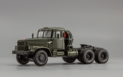 KRAZ-258B truck tractor khaki 1:43 Nash Avtoprom