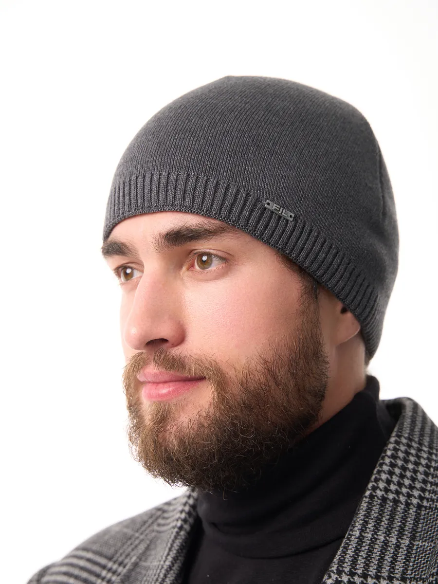 Шапка зимняя на флисе вязаная осень