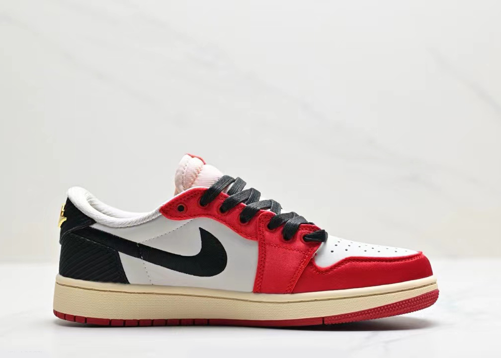 Sneaker villa jordans store