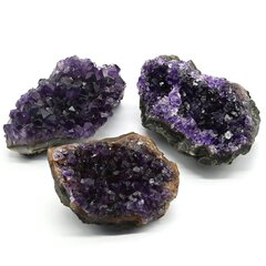 Друза Аметист Бразильский 83*61*34 мм., 230-269 гр.