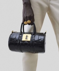 Кольцо NIPPLE в стиле Schiaparelli