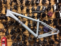 Рама Giant STP 26" L 2009