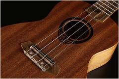 Укулеле концерт LAG TKU-8C