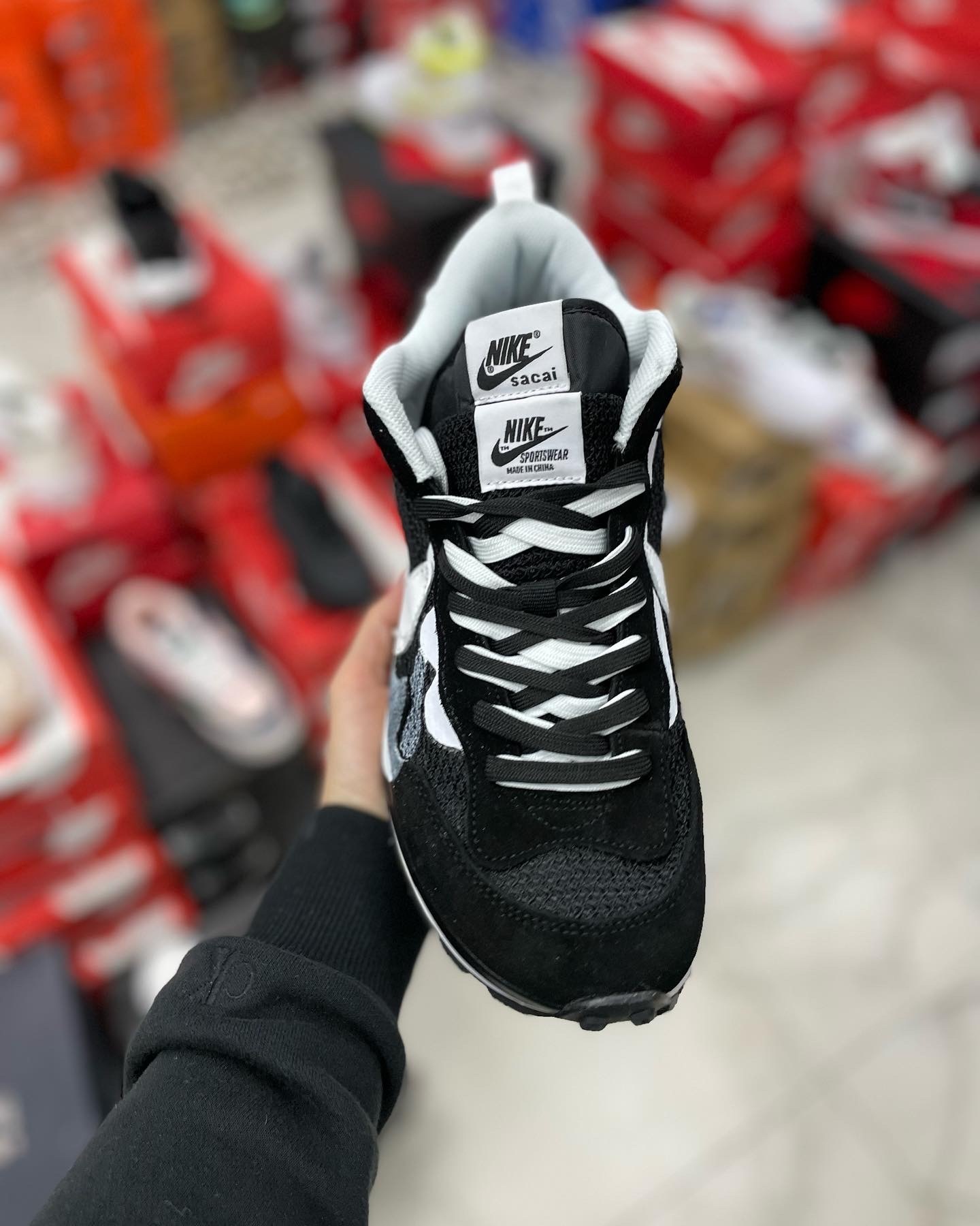 Vaporwaffle x sacai RESTOCK Sail Gum - Nike