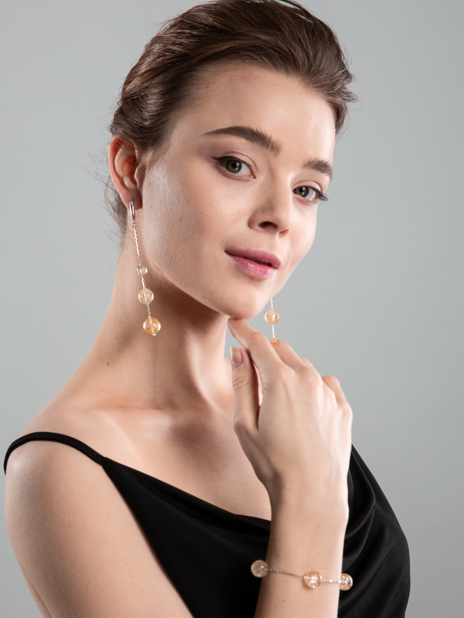 Серьги асимметричные из цитрина