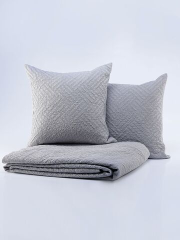 Покрывало 260х280 и 2 декоративные подушки 45х45 Claire Batiste Tilt Greg серые