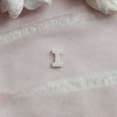 Подвески буквы G, H, I, J, K, L перламутр, 10 мм, 1 шт, П655, П656, П657, П658, П659, П660