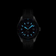 Часы Montblanc 1858 Iced Sea Automatic Date