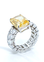 4873 -Крупное, роскошное кольцо-дорожка из серебра с желтым кварцем
