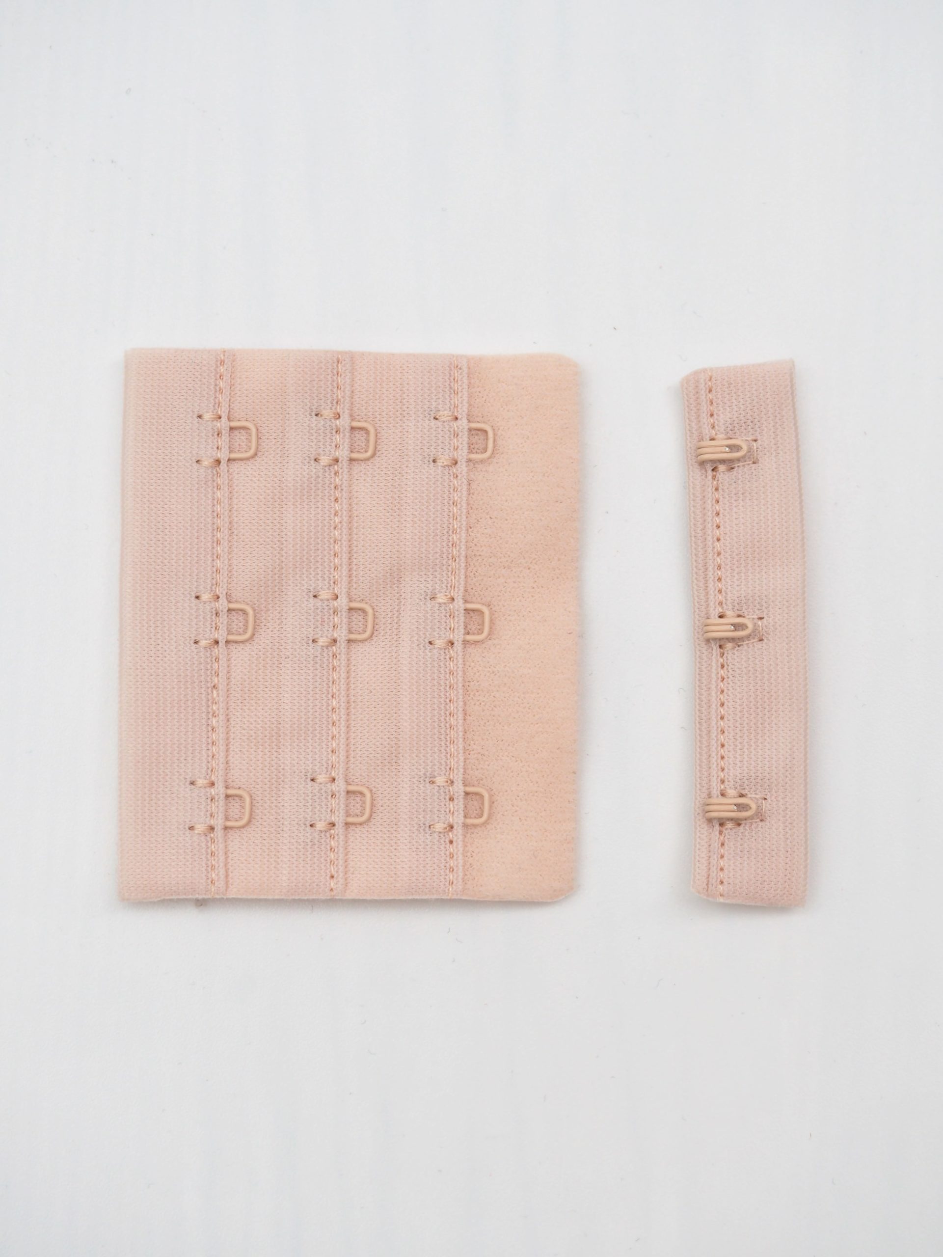 Застежка для бюстгальтера серебристый пион широкая с крючками 3х3 Lauma (Латвия)