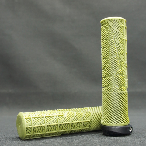 Грипсы для велосипеда ENLEE ET2535 soft TPE+PP5 зеленые