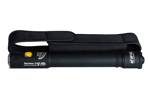 Фонарь светодиодный тактический Armytek Partner C4 Pro v3, 2140 лм, теплый свет, аккумулятор
