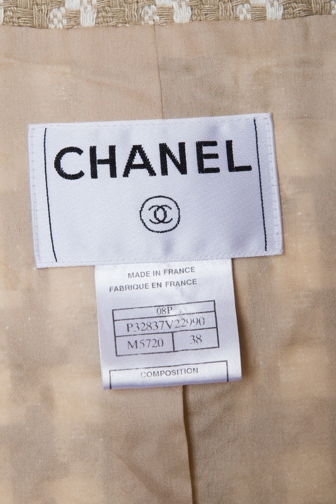 Классический жакет из твида с рисунком «гусиная лапка» от Chanel, 38 размер.