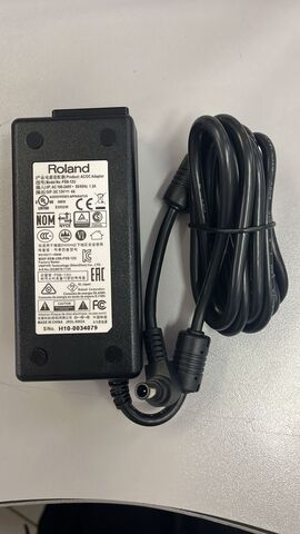 ROLAND PSB-12U 2