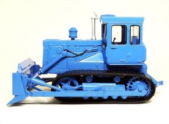 Tractor T-130 (130M) bulldozer blue 1:43 Hachette #136