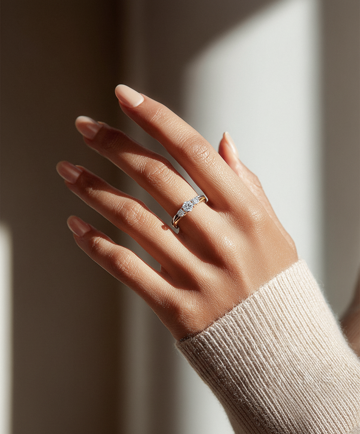 Кольцо из золота с фианитами, 019596