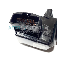 ПЕРЕКЛЮЧАТЕЛЬ СТЕКЛООЧИСТИТЕЛЯ SOLARIS RB, RIO QB СЕДАН HYUNDAI