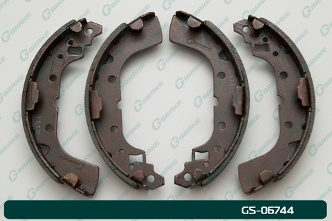 Колодки барабанные G-brake  GS-06744