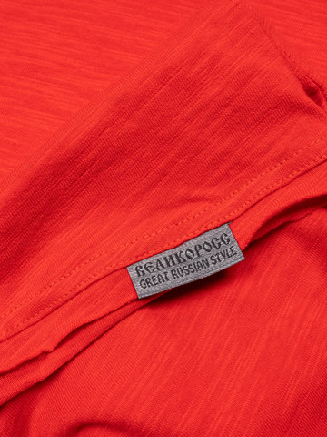 Long-sleeved crewneck scarlet t-shirt