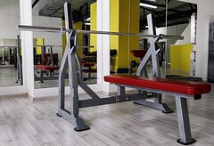 Олимпийская горизонтальная скамья для жима, со стойками Aerofit IFOFB