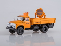 ZIL-130 APM-90 searchlight Aeroflot 1:43 AutoHistory