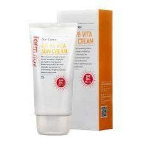 Farmstay Солнцезащитный крем для лица и тела DR-V8 Vita Sun Cream SPF 50/PA+++  70 гр