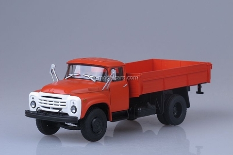 ZIL-130-76 board red 1:43 AutoHistory