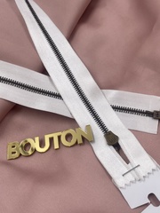 Молния металл, AM, на атласной тесьме, 4 мм, цвет 2101, белый