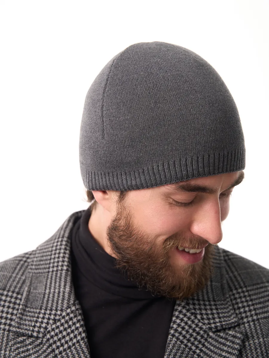 Шапка зимняя на флисе вязаная осень