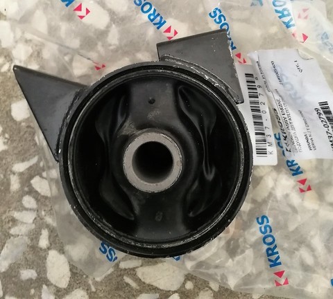 ПОДУШКА ДВИГАТЕЛЯ ПЕРЕДНЯЯ ACCENT LC КОРЕЯ 1,6 DOHC KROSS