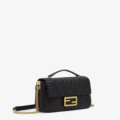 Сумка Fendi Midi Baguette на цепочке