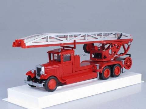 ZIS-6 Firefighter Automotive fire ladder LOMO-AVM 1:43