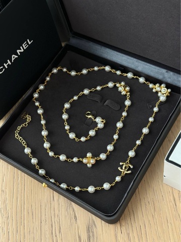 Бусы Chanel