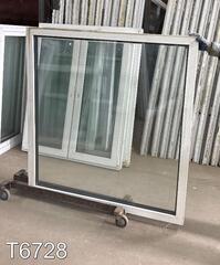 Окно Пластиковое Б/У 1410(в) x 1350(ш)