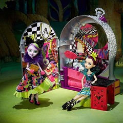 Набор с Рейвен Квин. Дорога в страну чудеc