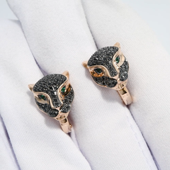 3020493-sergi-pantery-iz-zolota-s-brilliantami-i-izumrudami