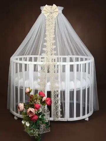 Балдахин с кружевом и брошью "Версаль"