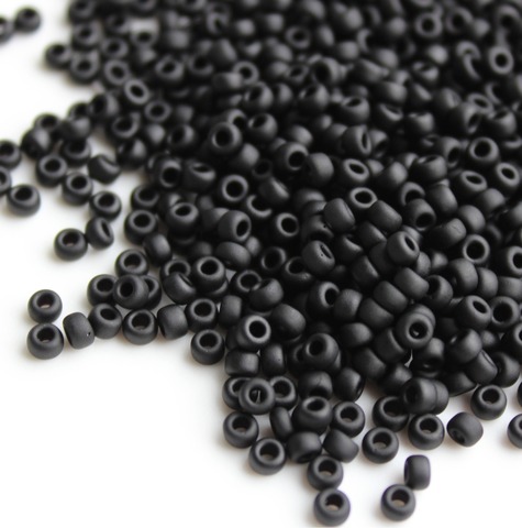 15/0 RR-0401F Бисер круглый Миюки Черный матовый /Miyuki round 15/0 Black Matted