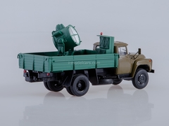 ZIL-130 APM-90 searchlight khaki-green 1:43 AutoHistory