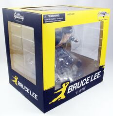 Фигурка Diamond Gallery: Bruce Lee