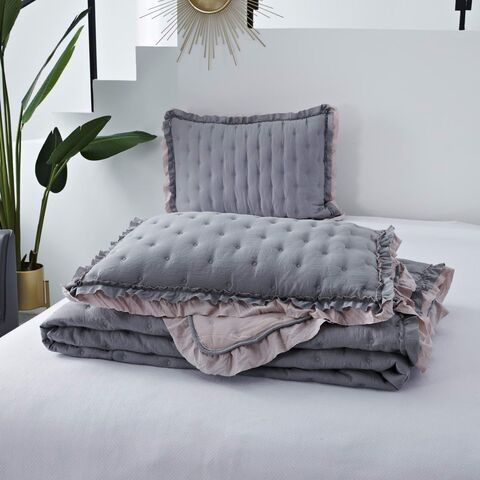 Покрывало 230x250 и 2 наволочки 50х70 Sofi De MarkO Элизабет №1