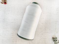 Нитки текстурированные 18ЛТ 5000 м, белый