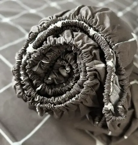 Простыня на резинке 200*90*25 SQUARE CLASSIC, 100% хлопок