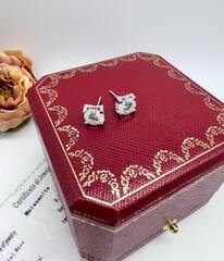 Серьги пусеты каратники CARTIER из серебра 925 пробы