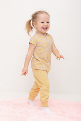 брюки  для девочки  КР 400687/светлая мимоза к481