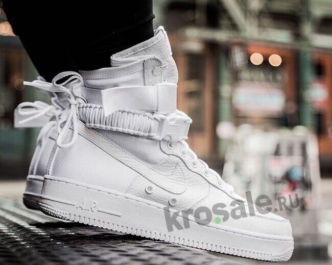 white sf air force 1